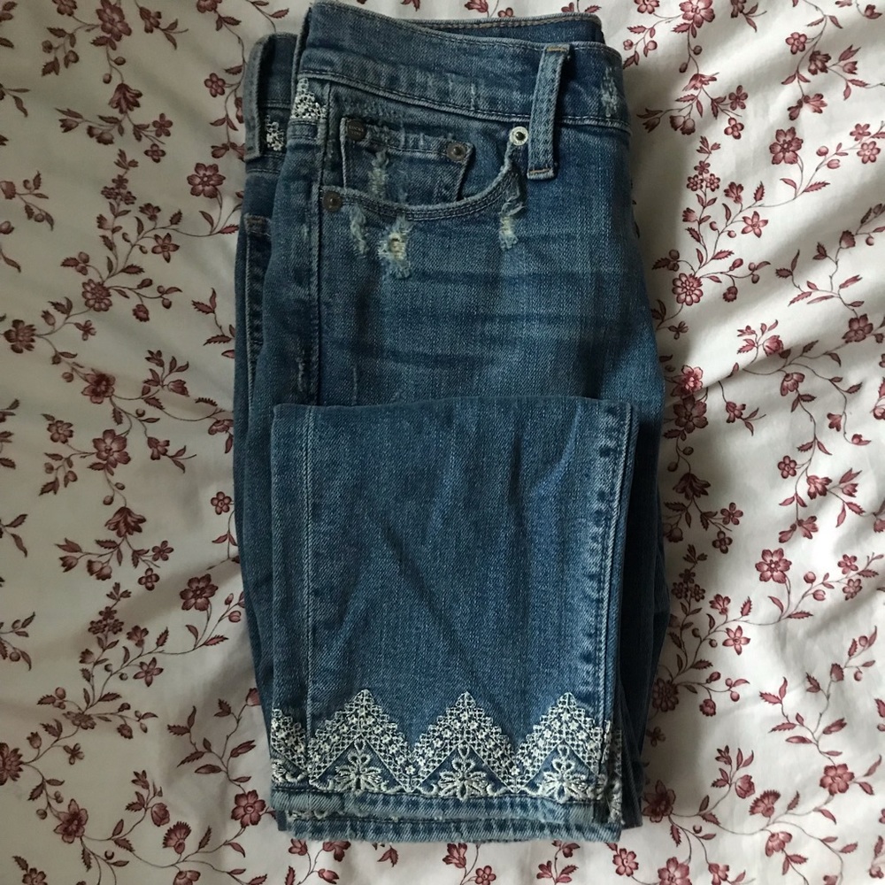lucky brand embroidered jeans
